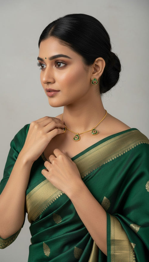 Delicate Green Teardrop & Floral Motif Choker Set with Matching Studs